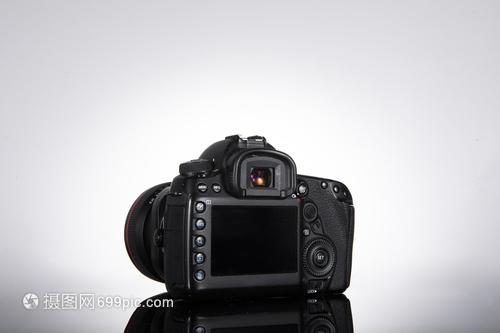 數(shù)碼相機(jī) 科技與藝術(shù)的完美融合